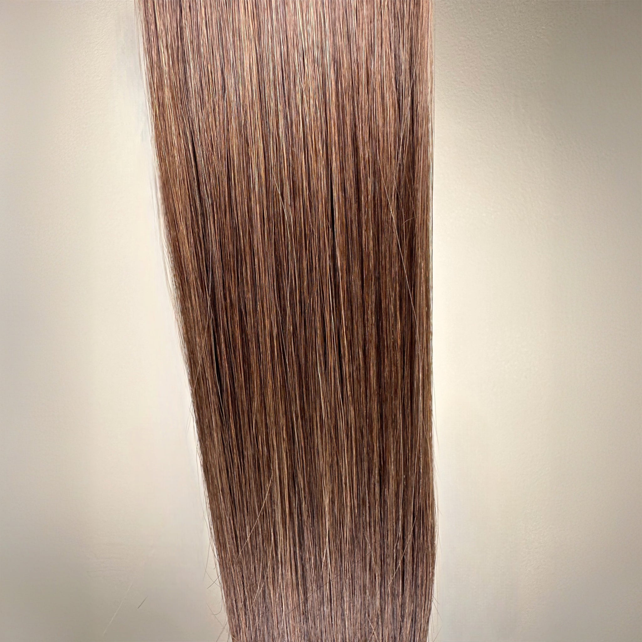 22 INCH 25G KERATIN BONDS- SAVVY SAVANNAH