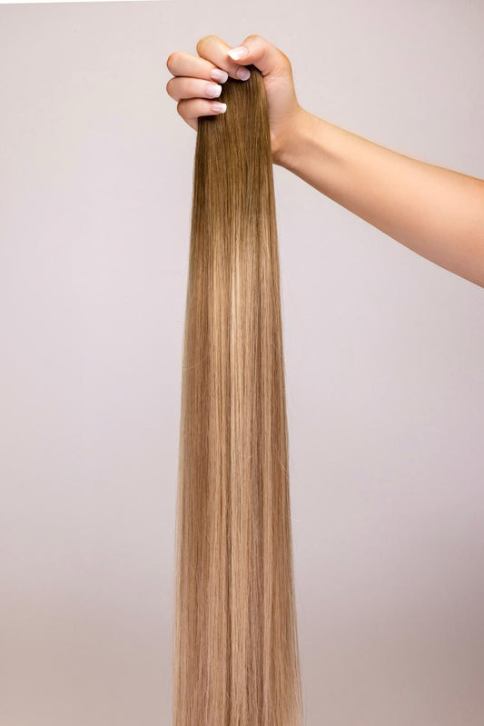 22 INCH KERATIN BONDS -SANDY BISCOFF